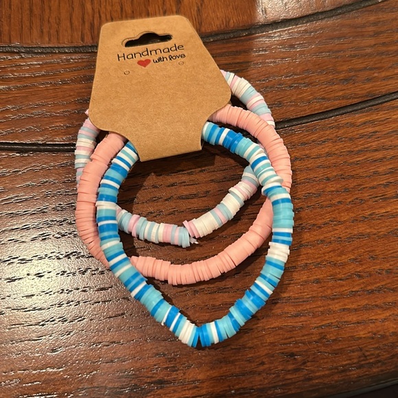 Bracelets - Picture 2 of 4